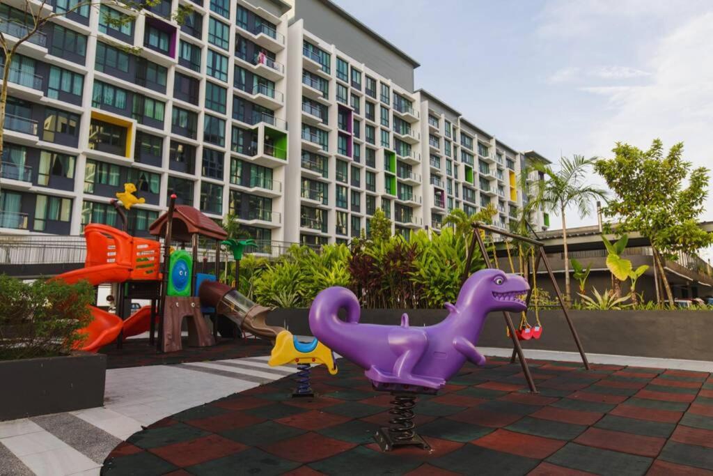 Jazz Suites 1 Vivacity Kuching Luaran gambar
